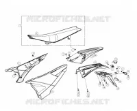 SELLE / GARDE BOUE ARRIERE / PLAQUES LATERALES